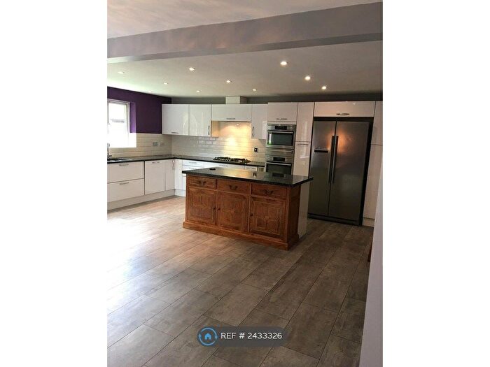 5 Bedroom Detached House To Rent In Maple Drive, Monmouth, NP25