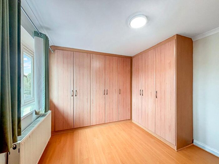 3 Bedroom Semi-Detached House To Rent In Tylers Gate, Harrow, HA3