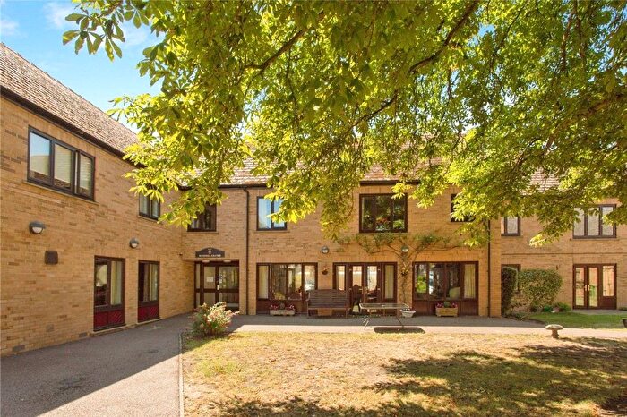 2 Bedroom Flat For Sale In Windmill Grange, Histon, CB24
