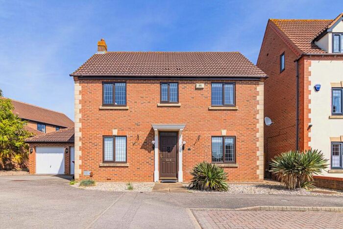 4 Bedroom Detached House To Rent In Babington Close, Middleton, MK10