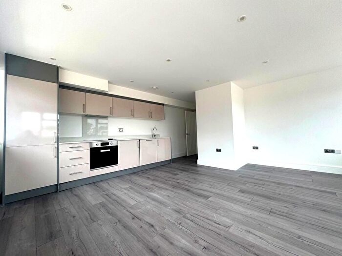 2 Bedroom Flat To Rent In Swanley Centre, Swanley, BR8