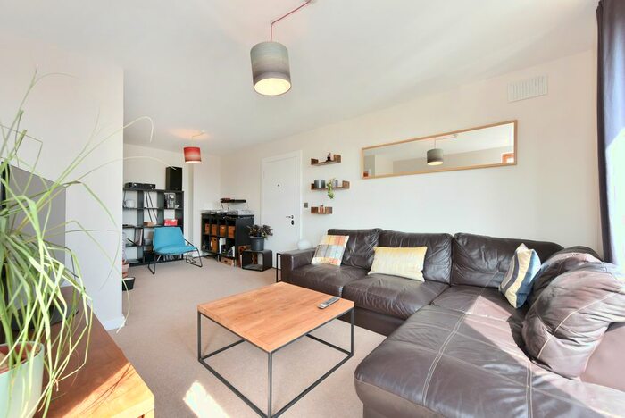 2 Bedroom Flat To Rent In Felstead Street, London, E9