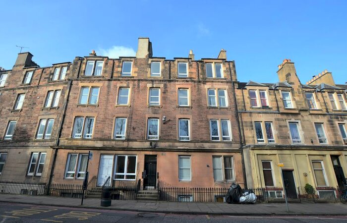 2 Bedroom Flat To Rent In Angle Park Terrace, Edinburgh EH11