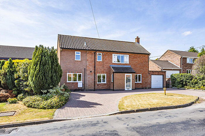 4 Bedroom Detached House For Sale In Halloughton Road, Southwell, Nottinghamshire, NG25