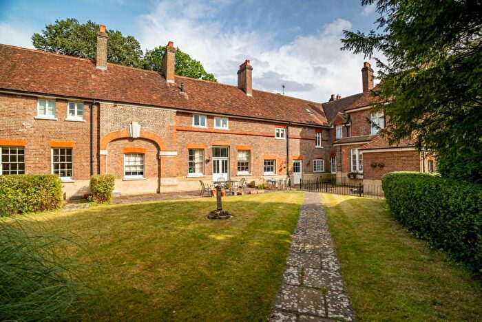 3 Bedroom Terraced House To Rent In Cheverells Green, Markyate, St. Albans, Hertfordshire, AL3