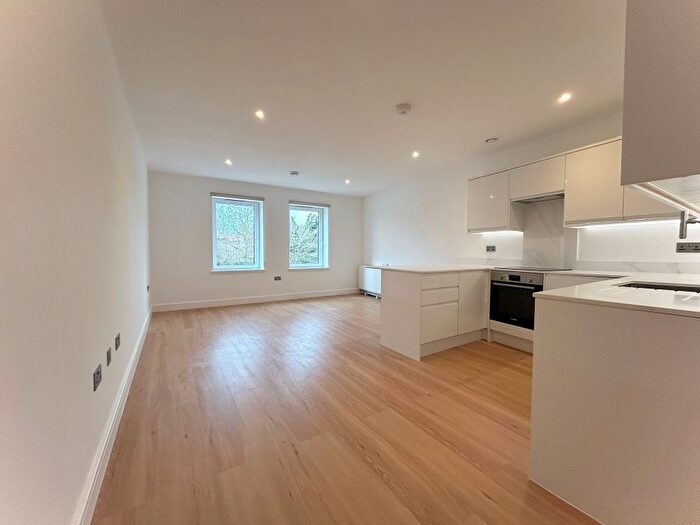 1 Bedroom Flat To Rent In Manor Road, Wallington, SM6