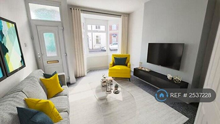 2 Bedroom Terraced House To Rent In Wynburg Street, Hull, HU9