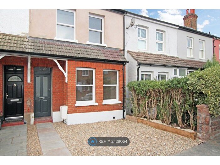 2 Bedroom Terraced House To Rent In Russell Road, Walton-On-Thames, KT12
