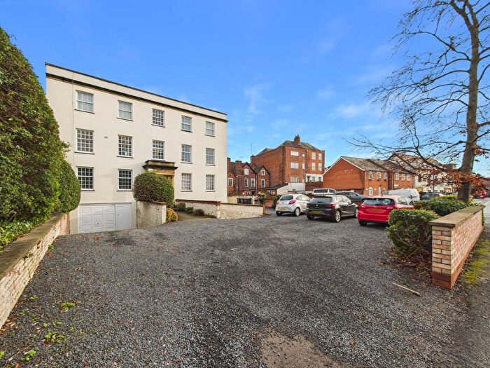 1 Bedroom Flat For Sale In Britannia Square, Worcester, Worcestershire, WR1