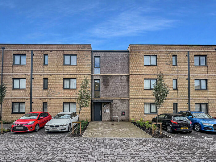 2 Bedroom Flat To Rent In Osprey Drive, Trumpington, CB2