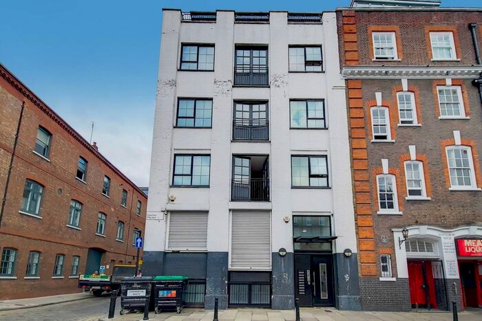 2 Bedroom Flat To Rent In Hoxton Market, Hoxton, London, N1
