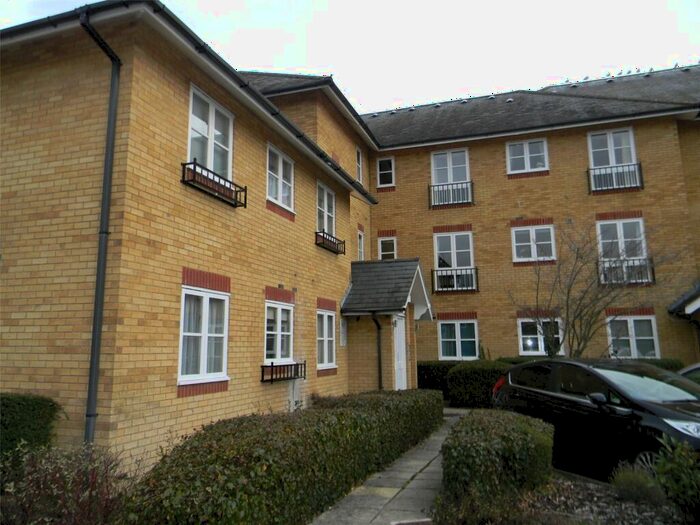 2 Bedroom Apartment To Rent In Alsford Wharf, Berkhamsted, Hertfordshire, HP4