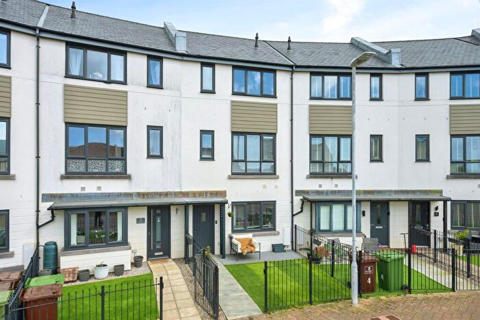 5 Bedroom Terraced House For Sale In Coscombe Circus, Plymouth, PL9