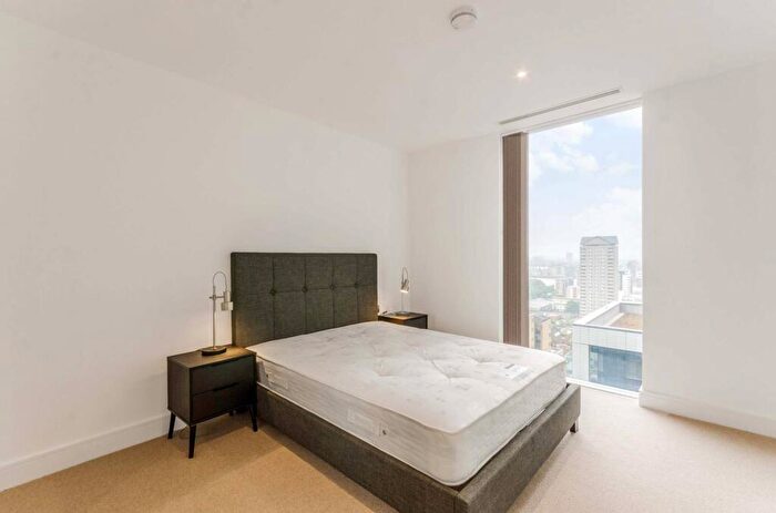 1 Bedroom Flat To Rent In Maine Tower, Canary Wharf, London, E14