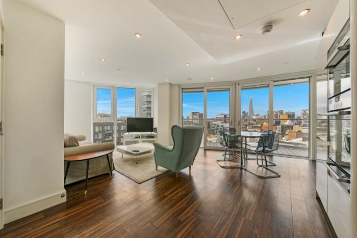 3 Bedroom Flat To Rent In Alie Street, Aldgate, London, E1