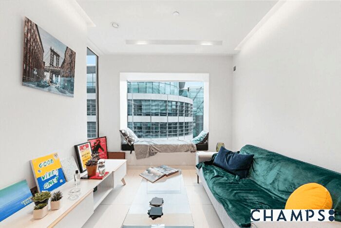 1 Bedroom Flat To Rent In Landmark Place, Sugar Quay, EC3R