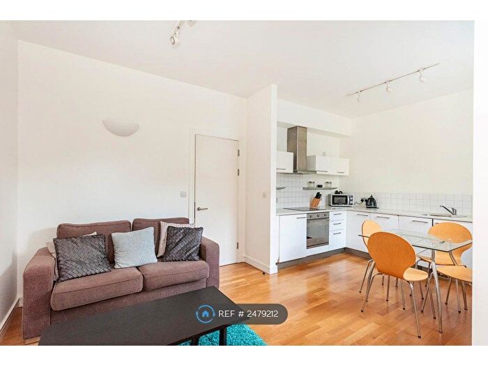 1 Bedroom Flat To Rent In Joiners Yard, London, N1