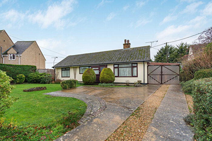 3 Bedroom Detached Bungalow For Sale In Norris Road, Upper Arncott, OX25