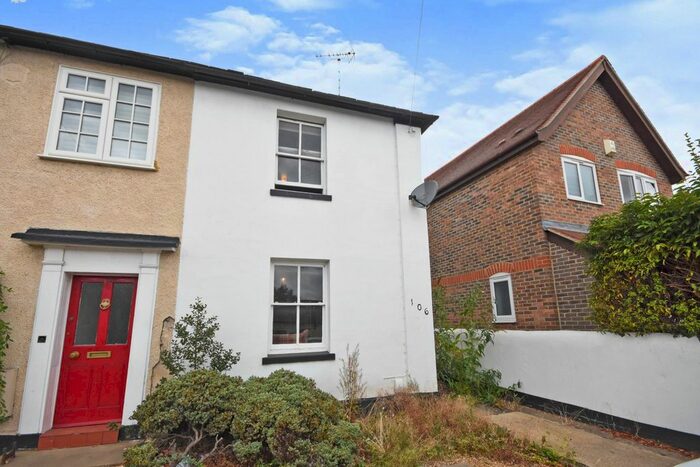 2 Bedroom End Of Terrace House To Rent In Apton Road, Bishop's Stortford, CM23