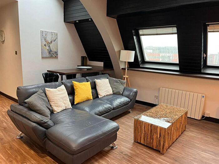 2 Bedroom Flat To Rent In Top Floor, Blenheim House, City Centre, NE1