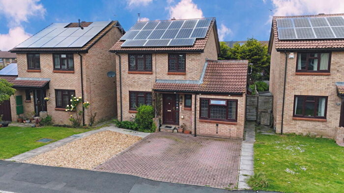 4 Bedroom Detached House For Sale In Gadshill Drive, Stoke Gifford, Bristol, BS34