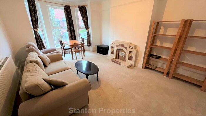 2 Bedroom Apartment To Rent In Maple Avenue, Manchester, M21