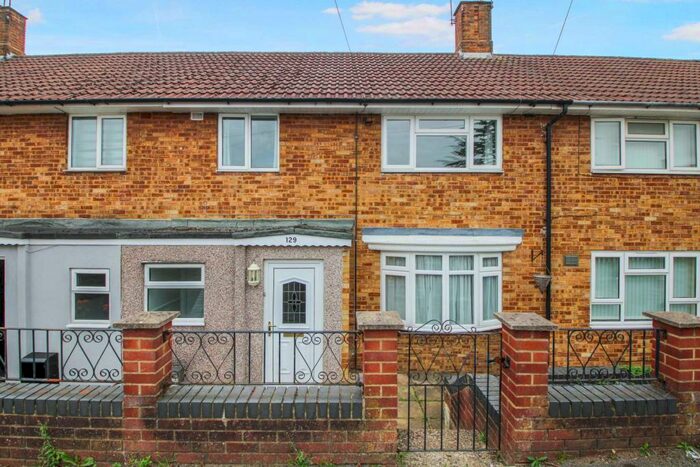 3 Bedroom Terraced House To Rent In Long Chaulden, Hemel Hempstead, HP1