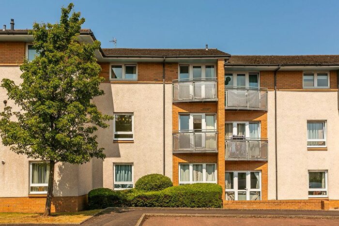 2 Bedroom Flat For Sale In Saughton Mains Street, Saughton, Edinburgh, EH11