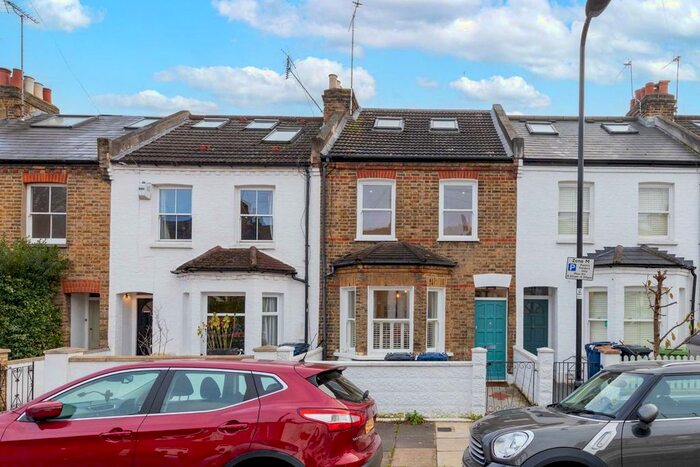 5 Bedroom Property To Rent In Seymour Road, London, W4