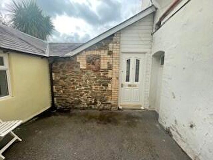 1 Bedroom Flat To Rent In Ashleigh Road, Barnstaple, EX32