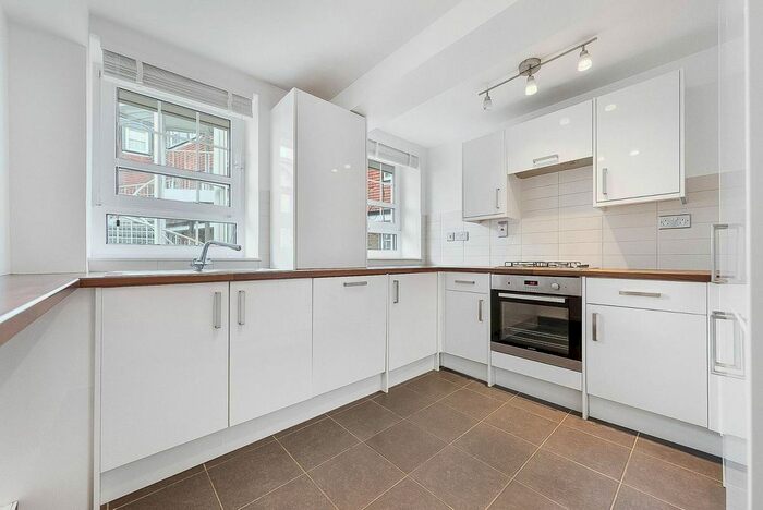 2 Bedroom Flat To Rent In Elystan Street, Chelsea, London, SW3