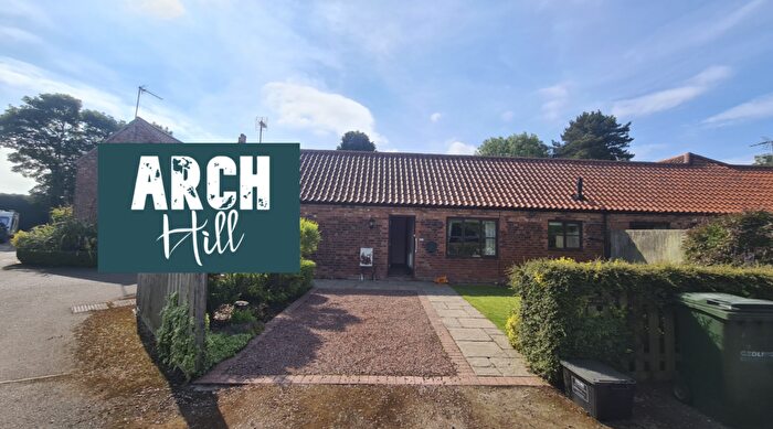2 Bedroom Barn Conversion To Rent In Arch Hill, Redhill, Nottinghamshire, NG5