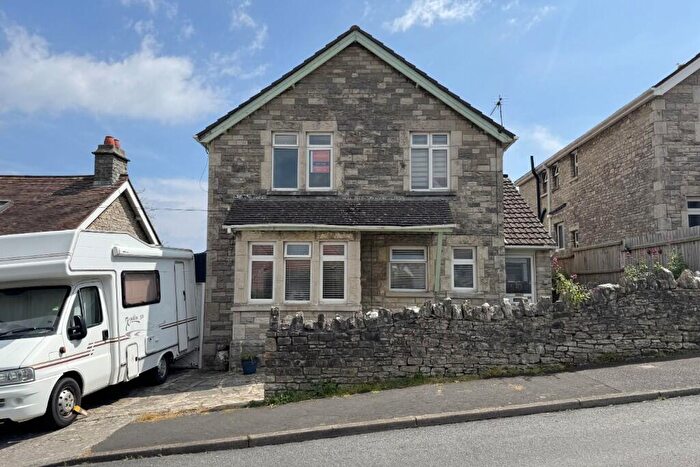 2 Bedroom Flat For Sale In Hillsea Road, Swanage, Dorset, BH19