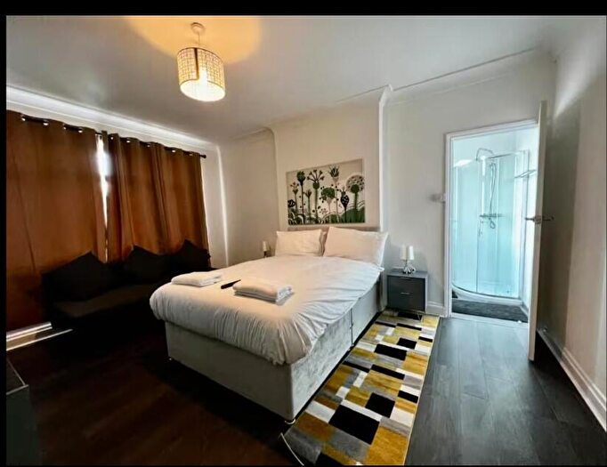 Studio To Rent In Forty Lane, Wembley, Middlesex, HA9