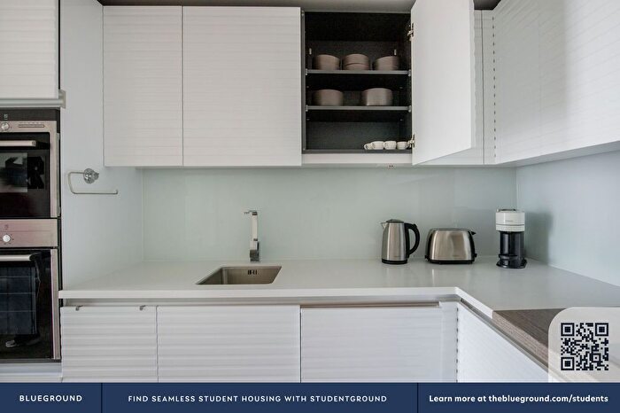 2 Bedroom Flat To Rent In Clerkenwell, London, EC1V