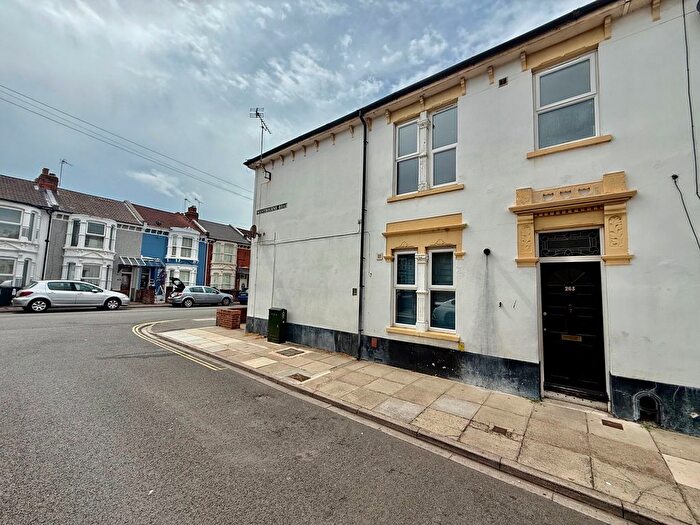 2 Bedroom Property To Rent In Powerscourt Road, Portsmouth, PO2