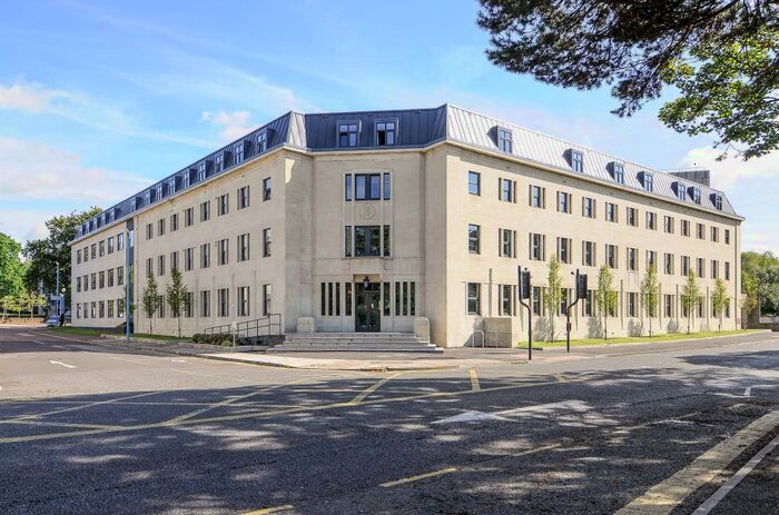 2 Bedroom Flat To Rent In Sandbanks Road, Poole, BH15