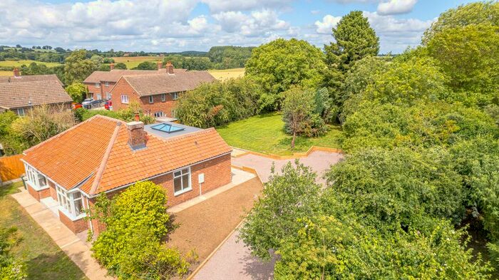 3 Bedroom Detached Bungalow For Sale In Watermill Lane, Toynton All Saints, PE23