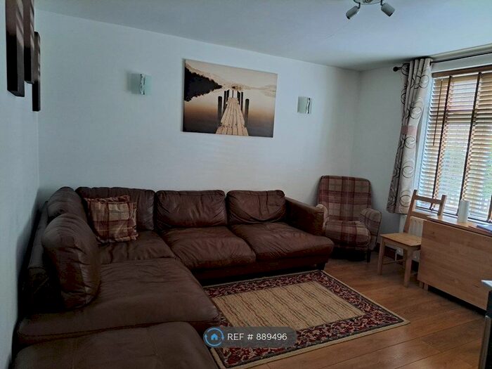 2 Bedroom Terraced House To Rent In Flamstead Road, Dagenham, RM9