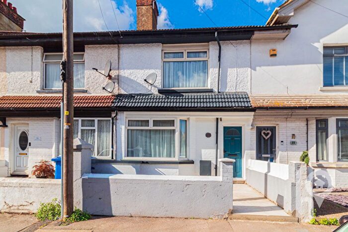 3 Bedroom Terraced House To Rent In Stanley Avenue, Queenborough, ME11