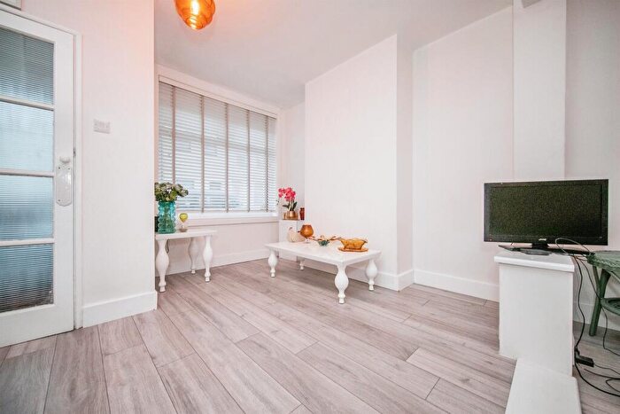 3 Bedroom Terraced House For Sale In Hamilton Street, Harwich, CO12