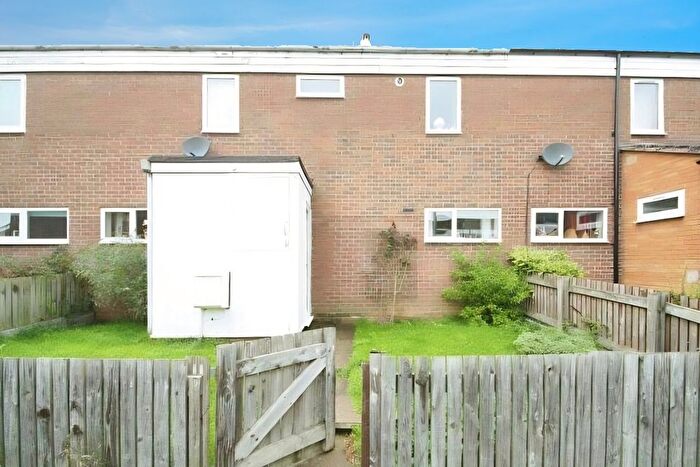 3 Bedroom Terraced House To Rent In Warrensway, Woodside, Telford, TF7