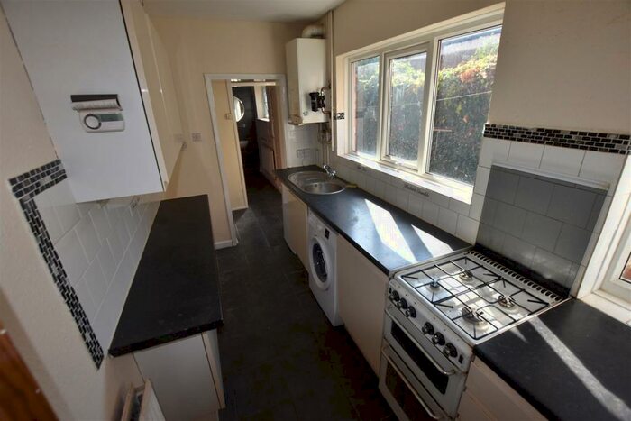 3 Bedroom Terraced House To Rent In Raymond Road, Leicester, LE3