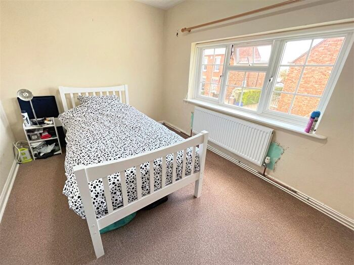 2 Bedroom Semi-Detached House For Sale In Albert Street, Bottesford, Nottingham, NG13
