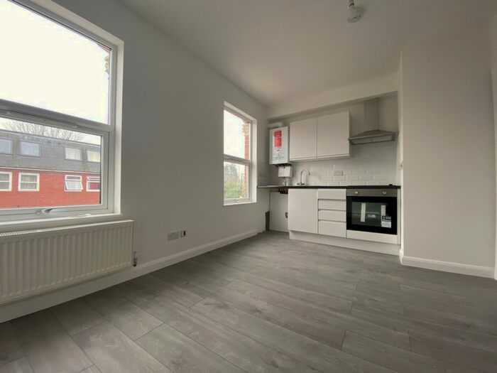 1 Bedroom Flat To Rent In Philip Lane, Tottenham N15