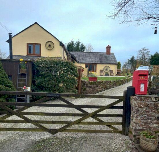 4 Bedroom Detached House For Sale In Clawton, Holsworthy, EX22