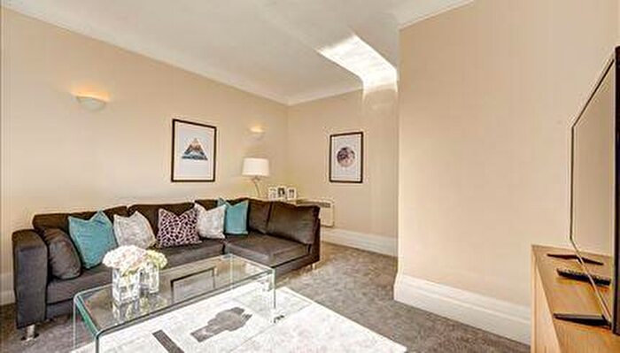 2 Bedroom Apartment To Rent In Strathmore Court, St Johns Wood, NW8