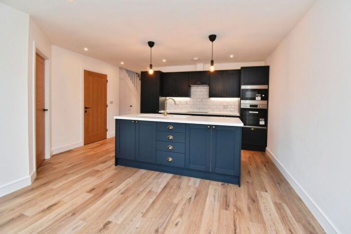 3 Bedroom Semi Detached House For Sale In Apple Orchard, Hutchinson Road, Newark, NG24