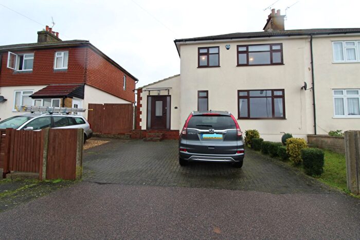 3 Bedroom Semi-Detached House To Rent In Church Green, Rochester, ME2