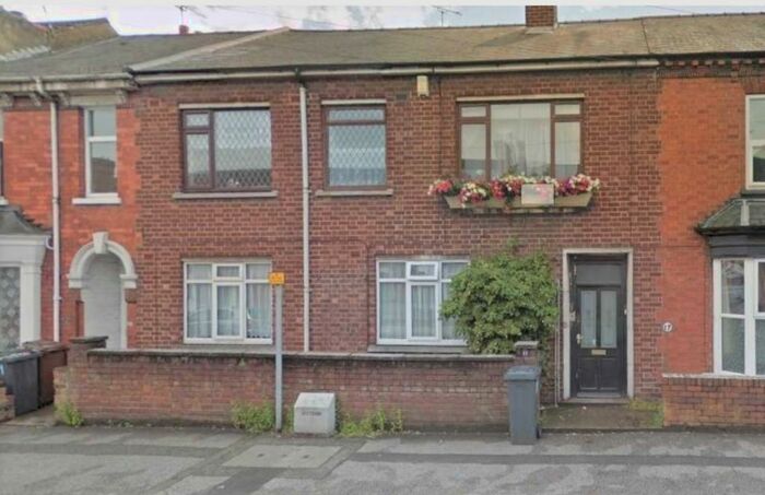 2 Bedroom Apartment To Rent In Dixon Street, Lincoln, LN5